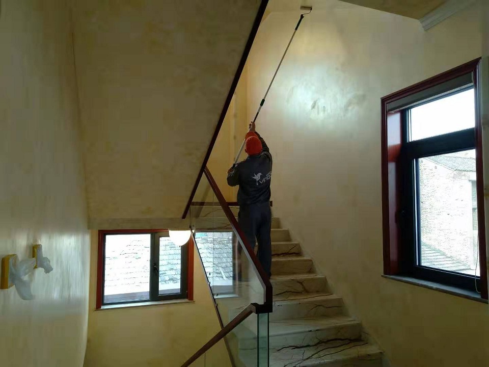 樓梯過道墻面頂面滾筒全方位施工治理